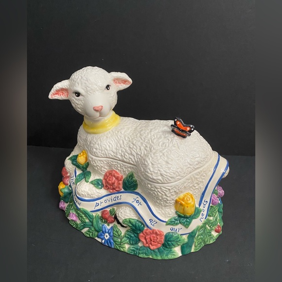 RARE Amanda’s Keepsake Garden Collection Ceramic Lamb cookie Jar/ Bowl